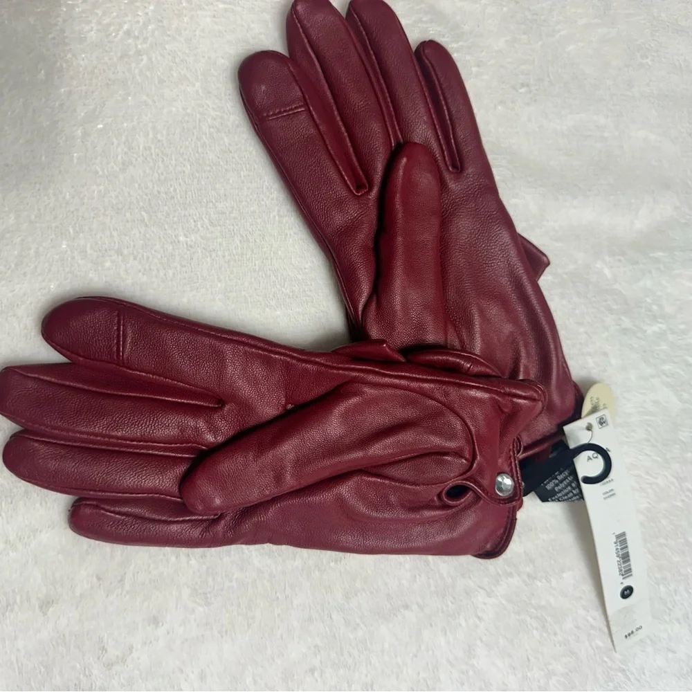 Aqua Women’s  Bow Leather Gloves- Size Medium NWT